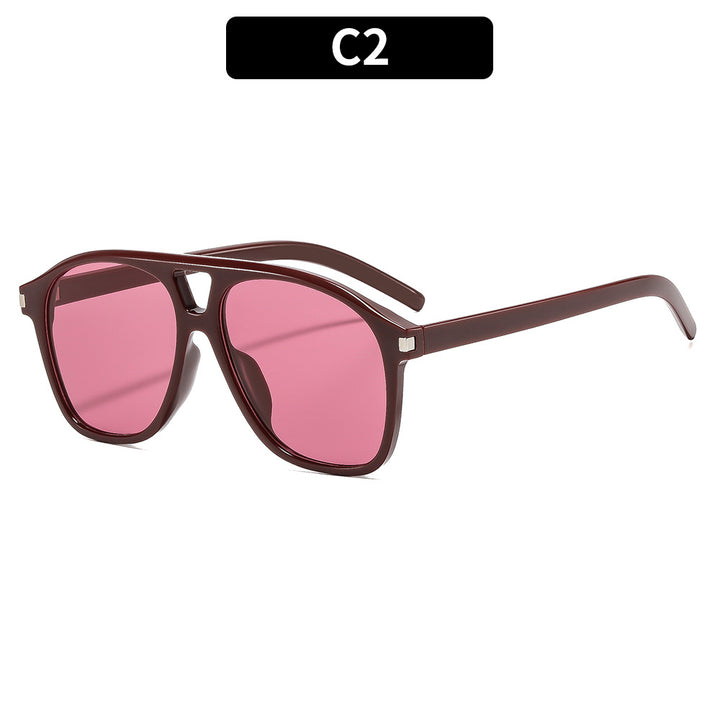 Retro-Inspired Square Frame Sunglasses