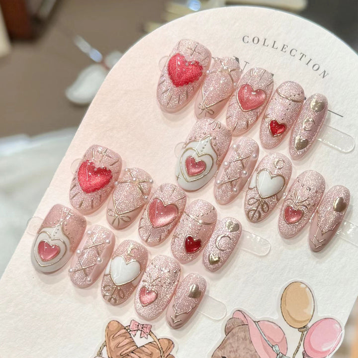 Glamorous Heart-Embellished Press-On Nails Kalsten
