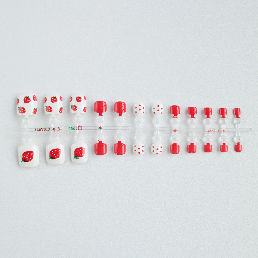 Trendy Pedicure Nail Art