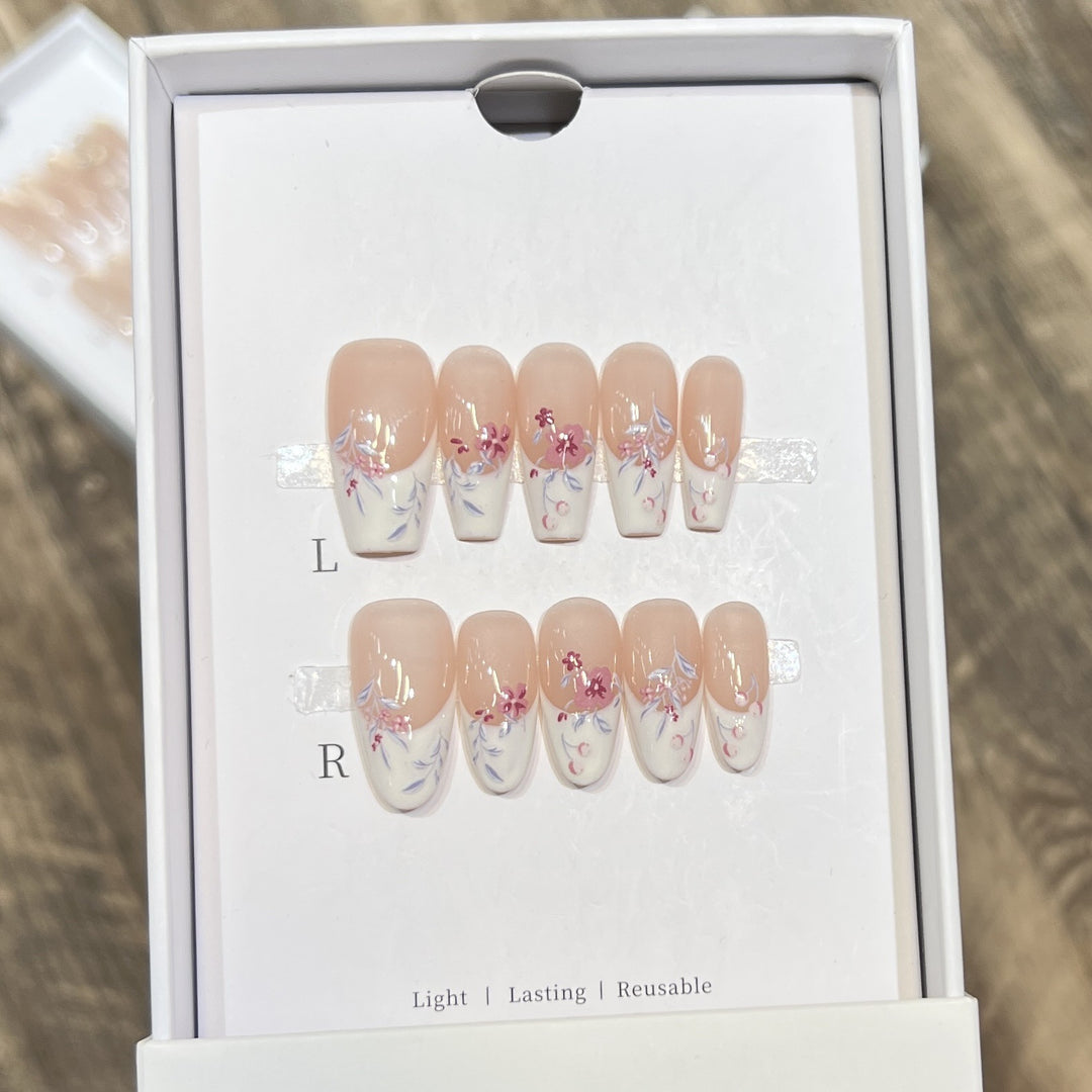 Floral Design Stiletto Press-On Nails Kalsten