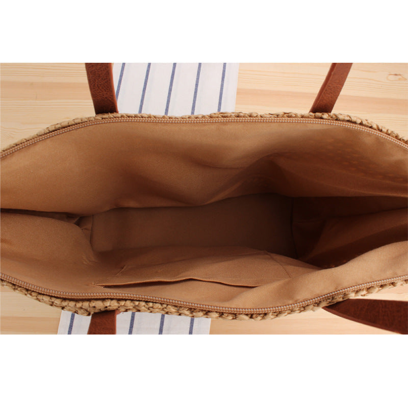 Elegant Bast handbag with leather handles Kalsten