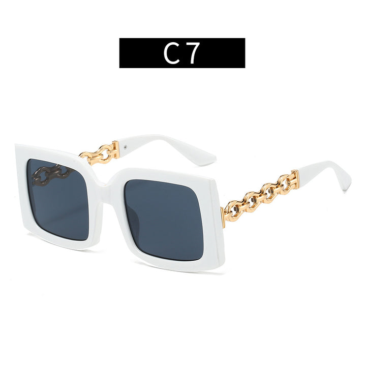 Ladies elegant sunglasses with luxurious chain details Kalsten