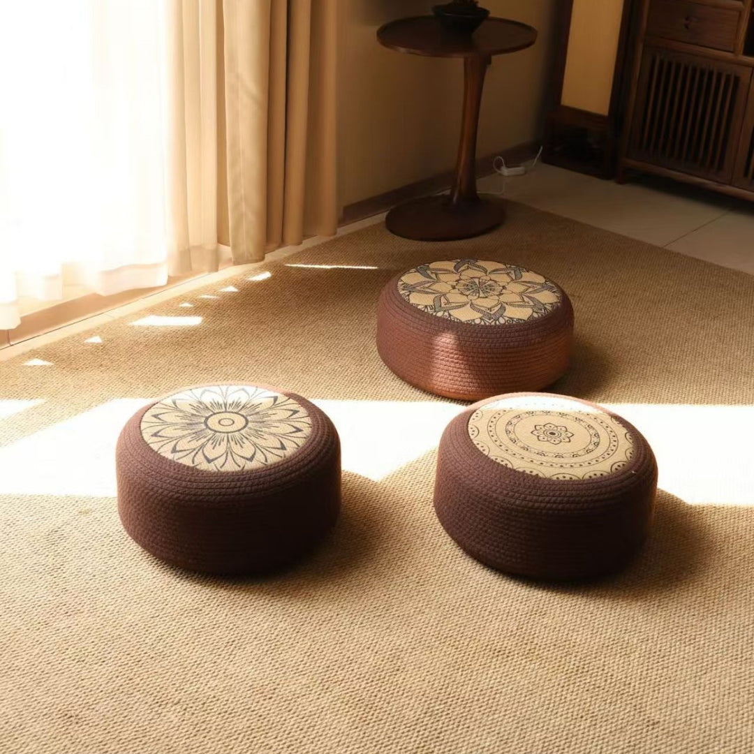 Decorative seating pouf with stylish floral design Kalsten