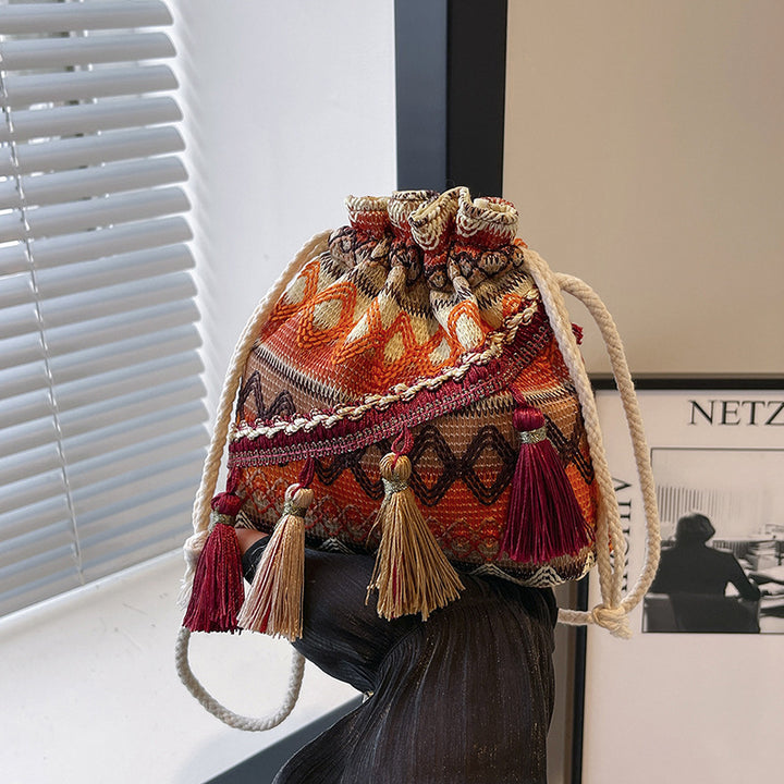 WoBohemian Embroidered Bucket Bag Kalsten