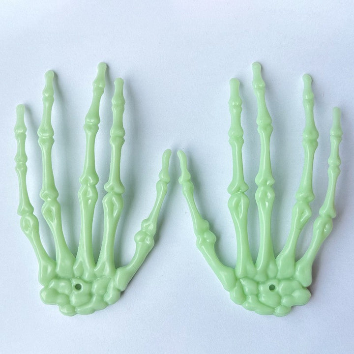 Movable skeleton hand earth spikes for Halloween garden decoration made of weatherproof plastic