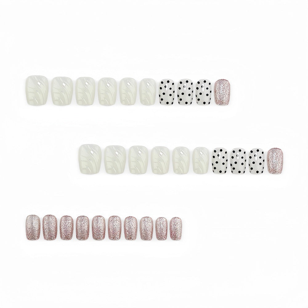 Artificial nails with diverse patterns and glitter effects Kalsten