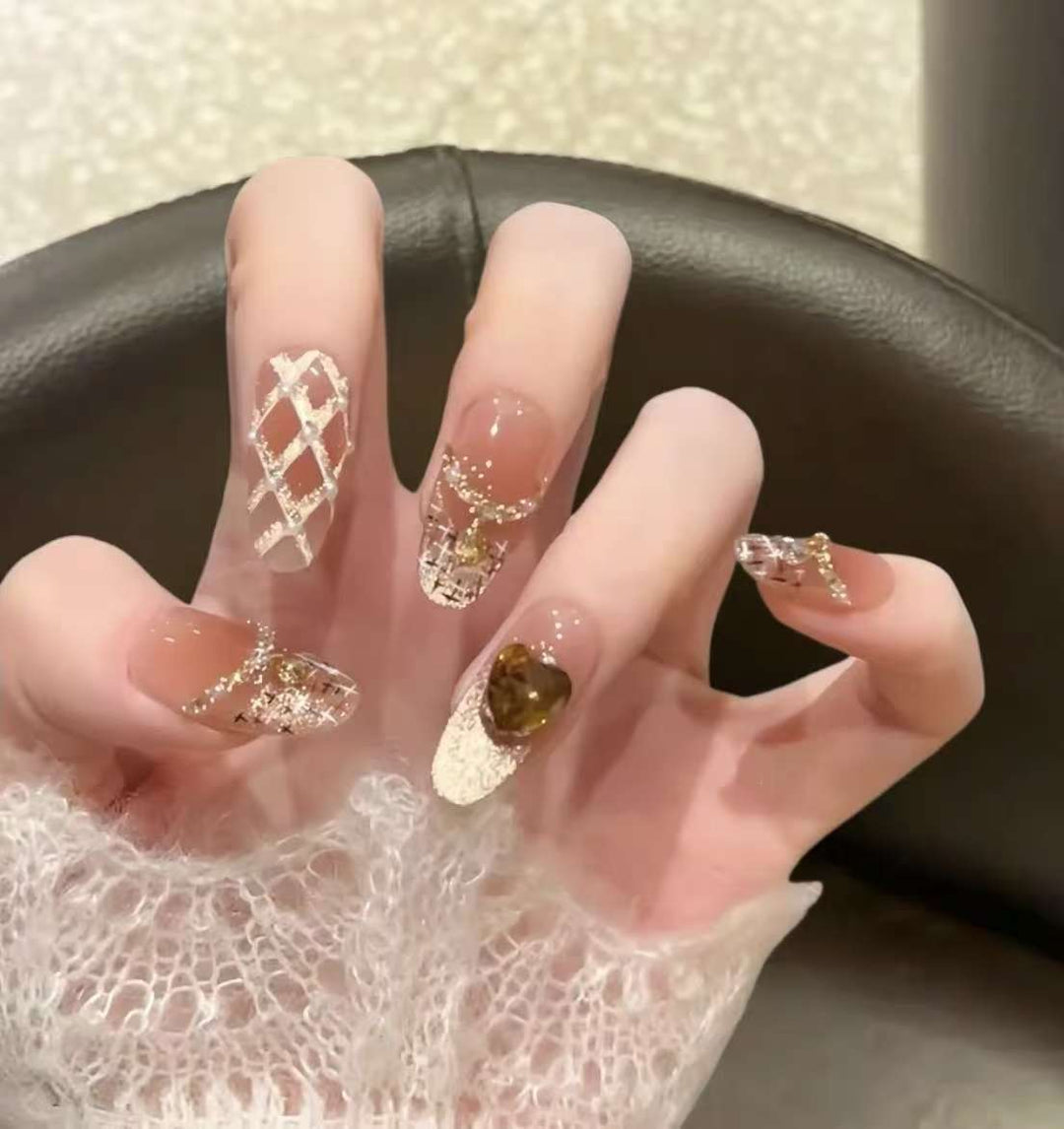 Artificial nails with elegant ombre finish Kalsten