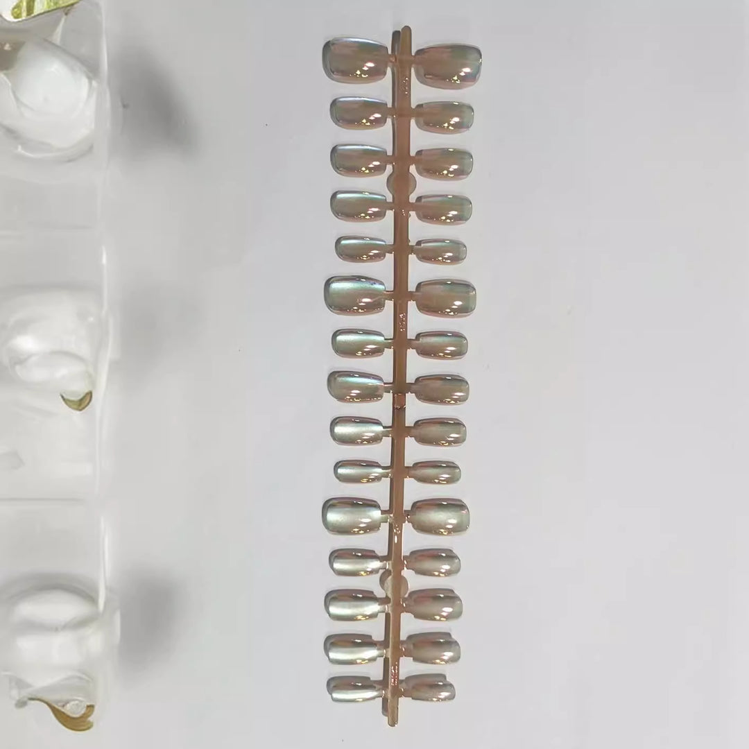Iridescent Press-On Nail Tips Kalsten