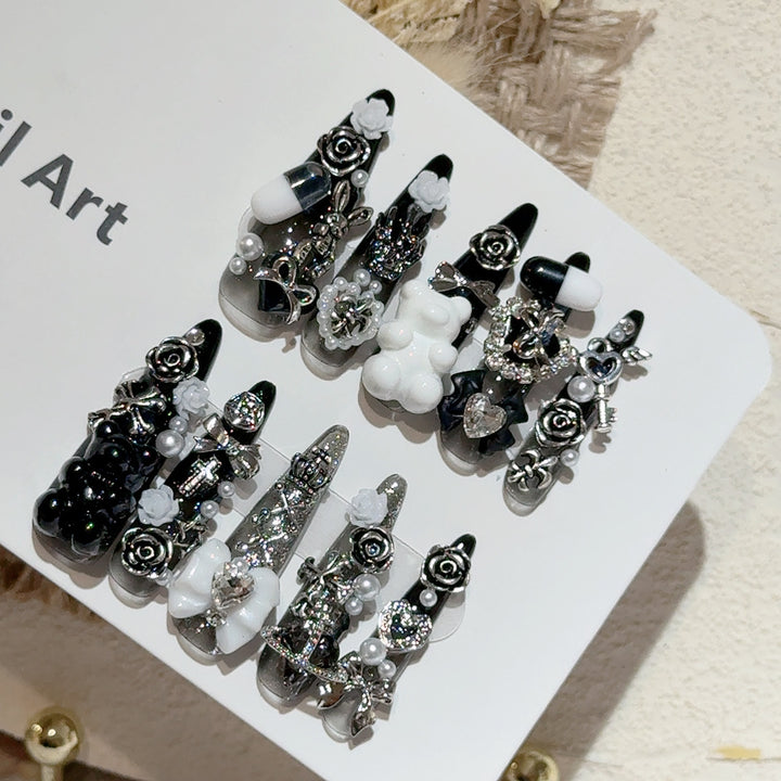 Artfully Designed Nail Tips
