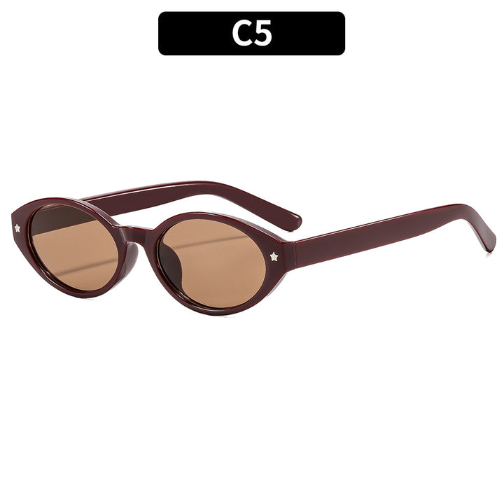 Vintage-Inspired Oval Frame Sunglasses