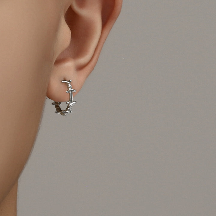 Fashionable and Elegant Ear Hoops Kalsten