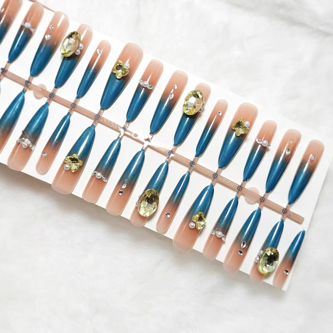 Artificial Nails in Elegant Stiletto Style with Sparkling Accents Kalsten