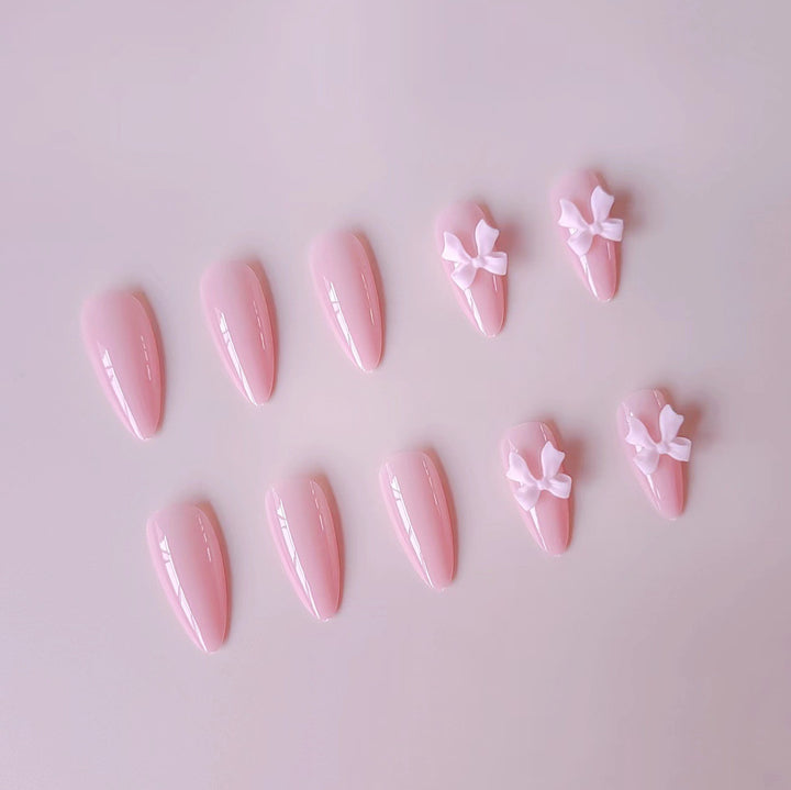 Artificial nails with elegant bow accents Kalsten