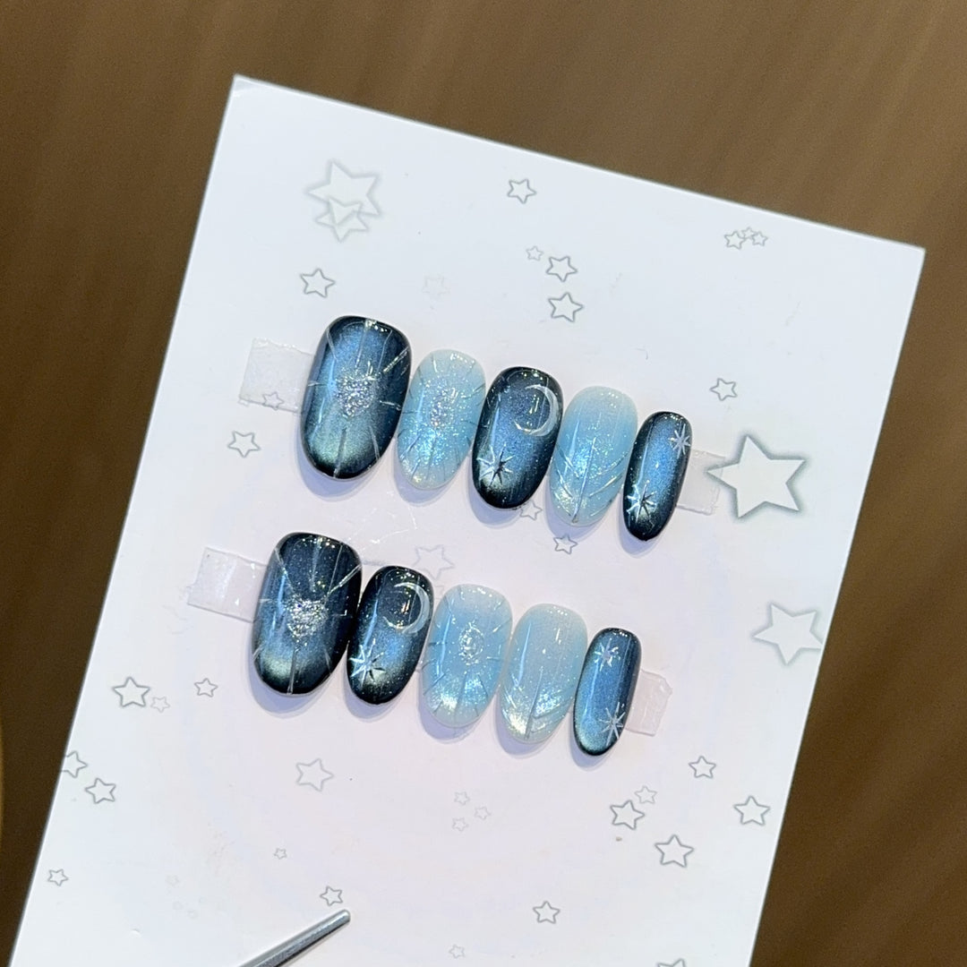 Glamorous artificial nail tips with star and glitter effects Kalsten