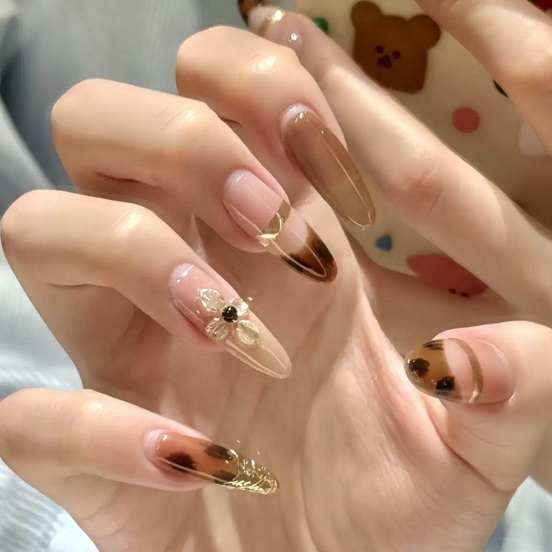 Elegant Decorative Press-On Nail Set Kalsten