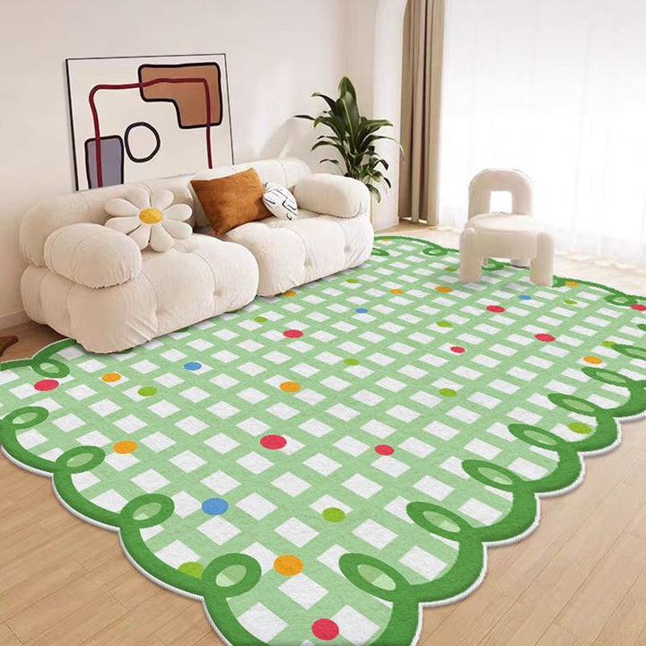 Elegant Scalloped Area Rug