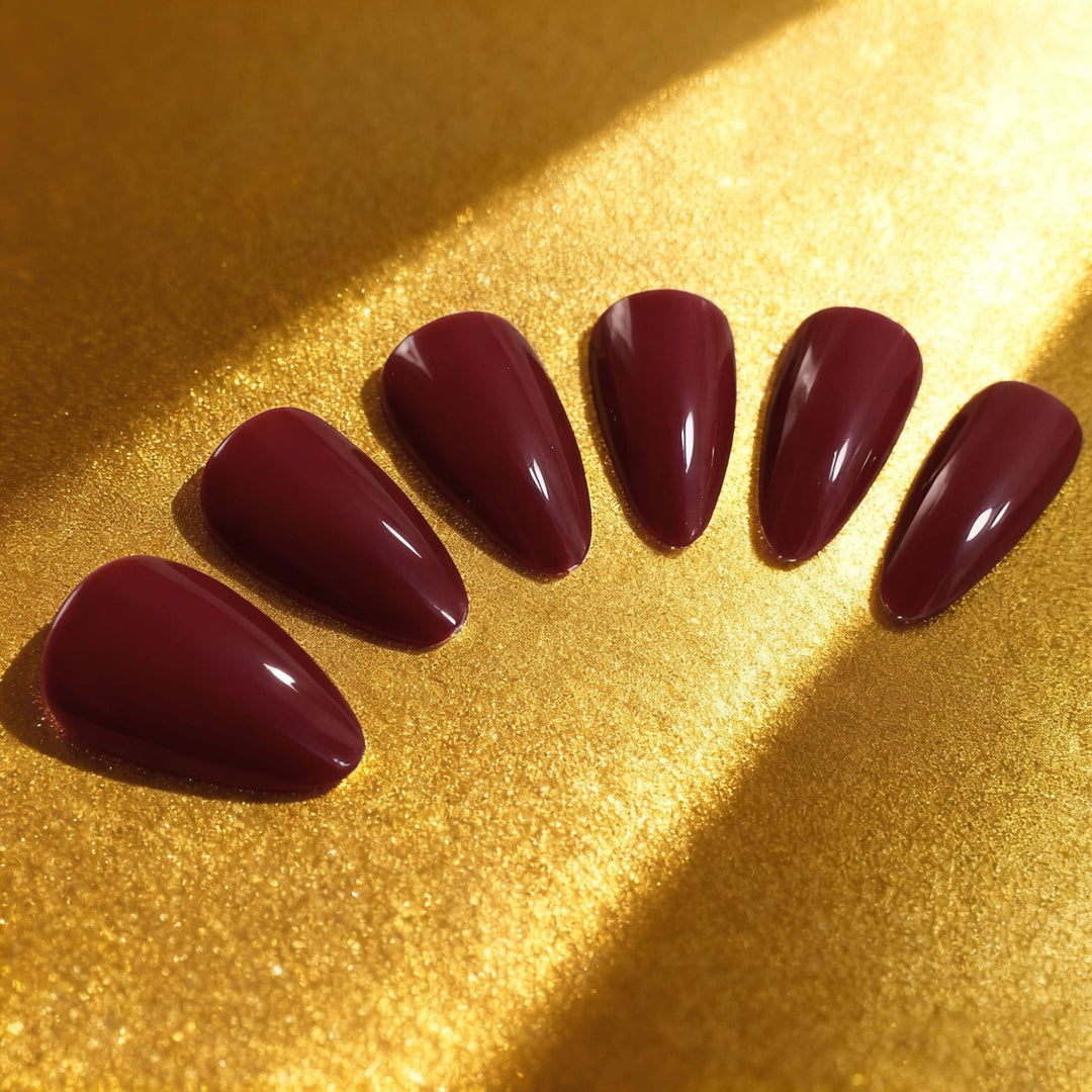 Glossy Almond-Shaped Press-On Nail Enhancements Kalsten