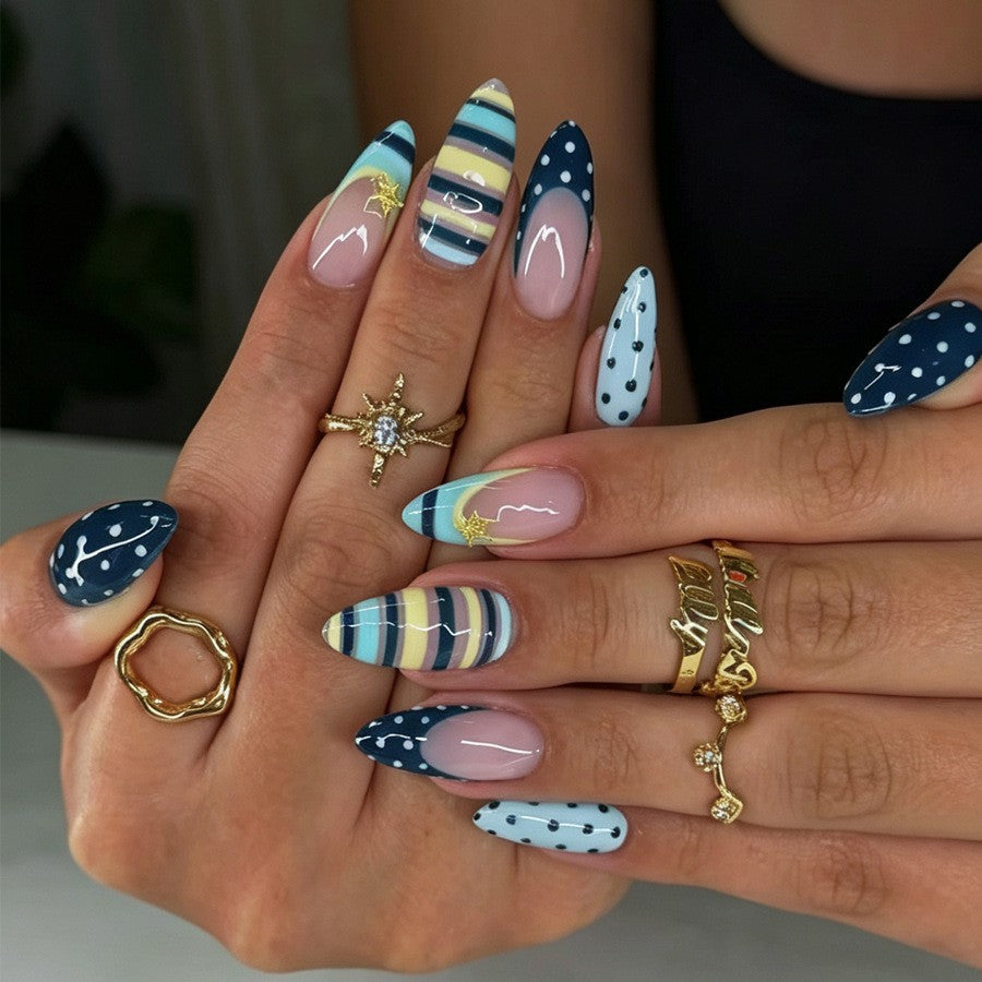 Artificial nail set with elegant stripe and dot design Kalsten
