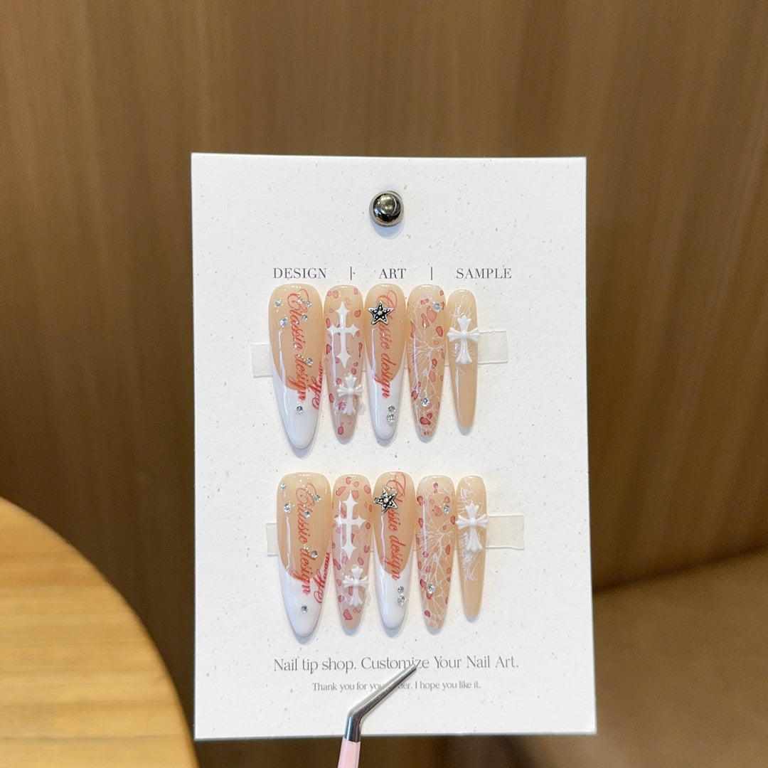 Artificial nails with artistic design and glamour accents Kalsten