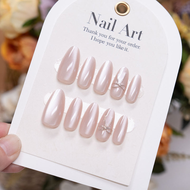 Elegant Press-On Nail Set with Decorative Accents