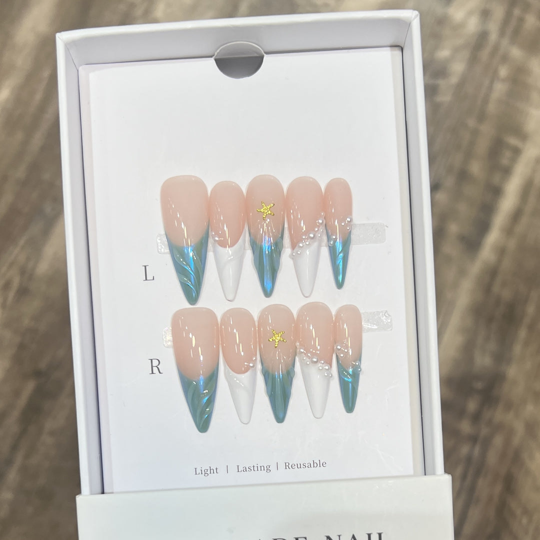 Floral and Polka Dot Press-On Nail Set Kalsten