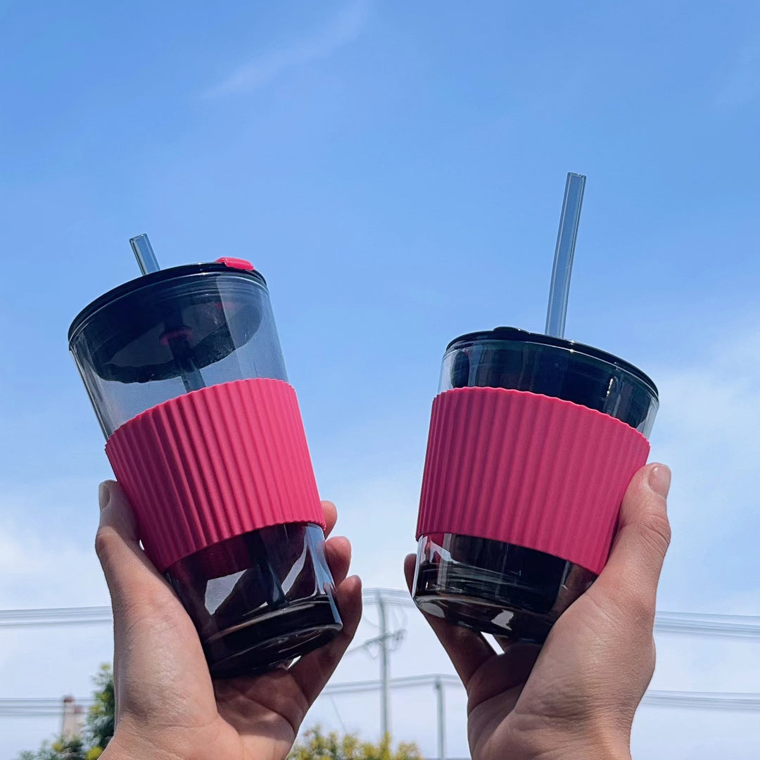 Women's versatile drinking cup with non-slip silicone cover and straw Kalsten