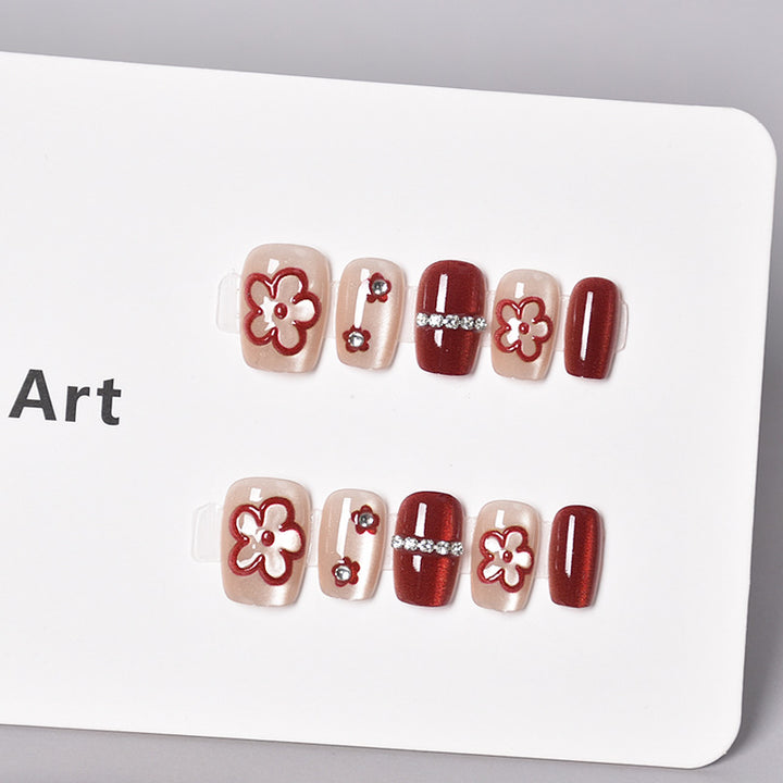 Glamorous Heart-Themed Press-On Nail Set Kalsten