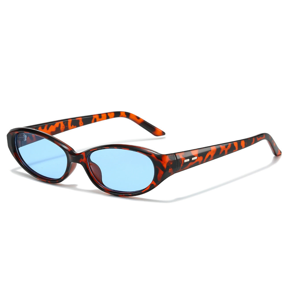 Sleek Retro-Inspired Oval Sunglasses Kalsten