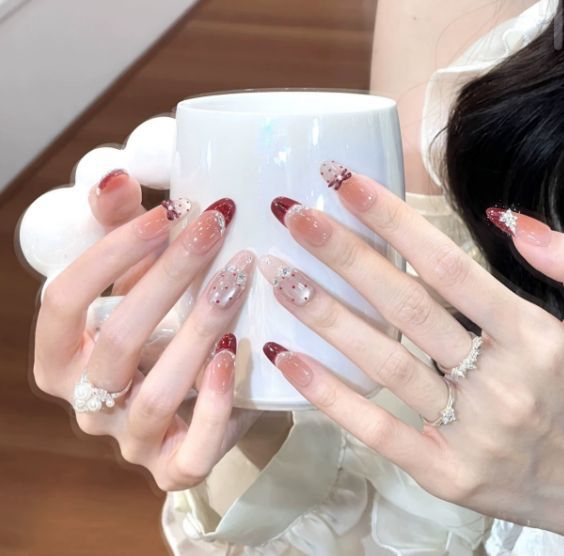 Cute Bear-Themed Press-On Nail Set Kalsten