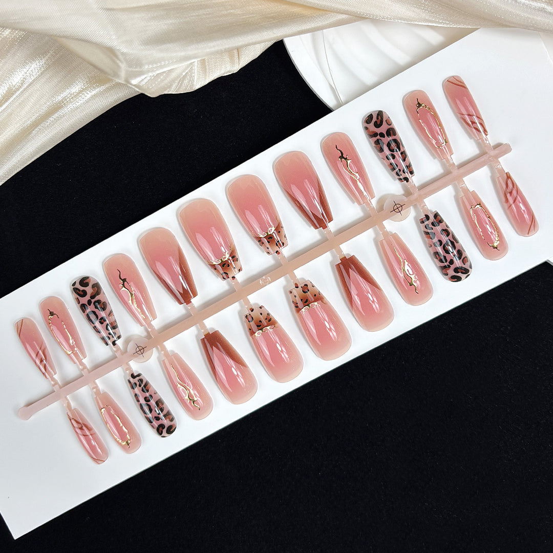 Artistic Press-On Nail Tips Kalsten