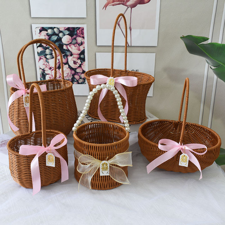 Chic Woven Handbag with Pearl Accent Kalsten