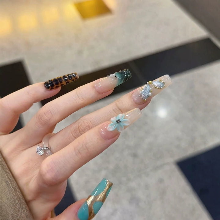 Artistic Press-On Nail Art Set with Floral and Geometric Designs Kalsten