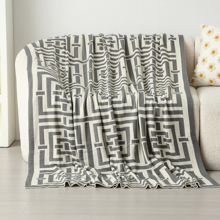 Women's decorative comfort blanket in modern geometric design Kalsten