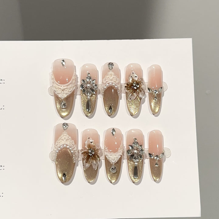 Elegant Rhinestone and Lace Press-On Nail Set
