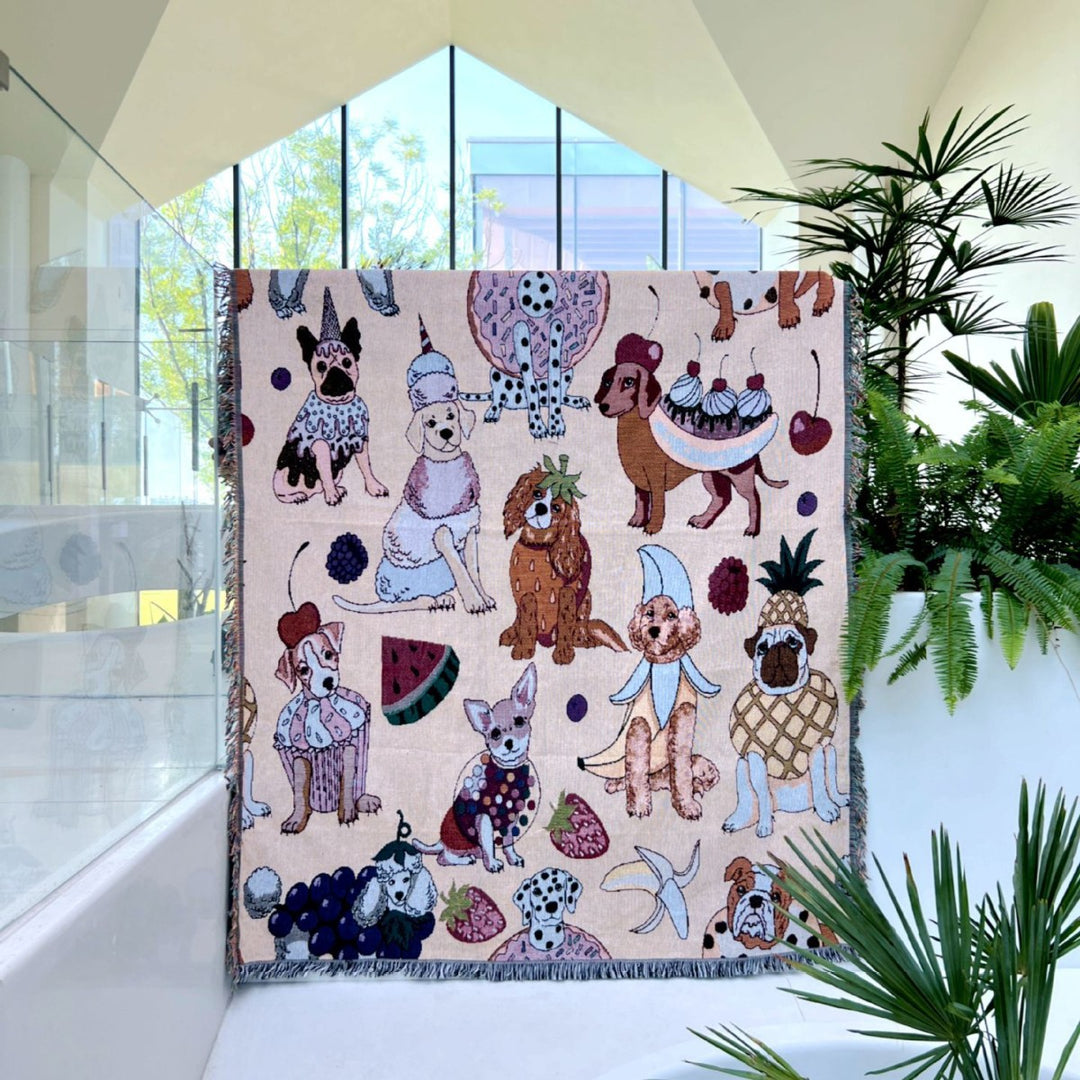 Decorative Pet-Themed Throw Blanket