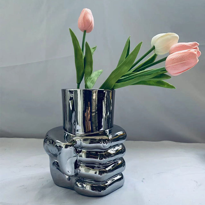 Modern Sculptural Vase Kalsten