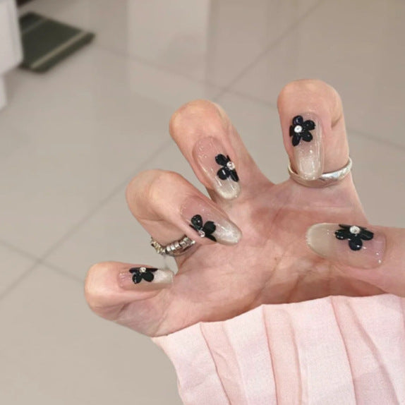Playful Cat-Themed Press-On Nail Art Kalsten