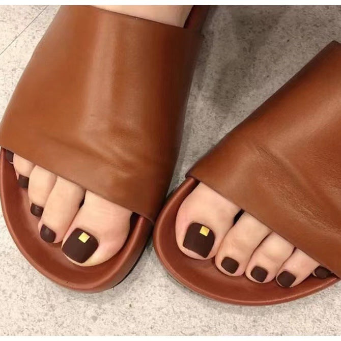Comfortable leather sandals with wide toe area Kalsten