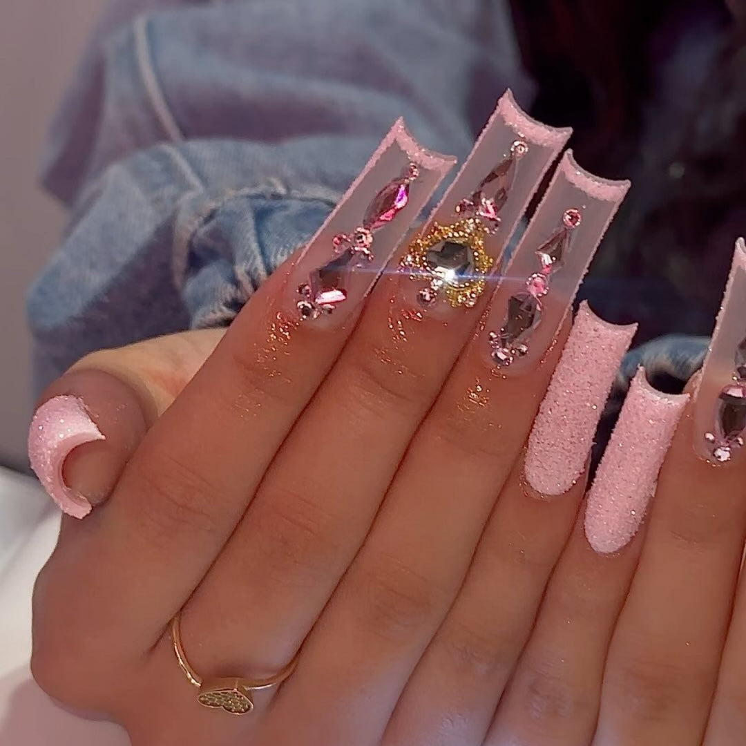 Glamorous Rhinestone-Embellished Nail Extensions Kalsten