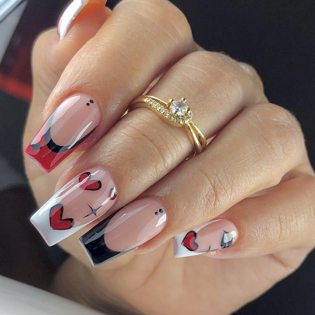 Artistic Heart-Accent Nail Art Extensions Kalsten