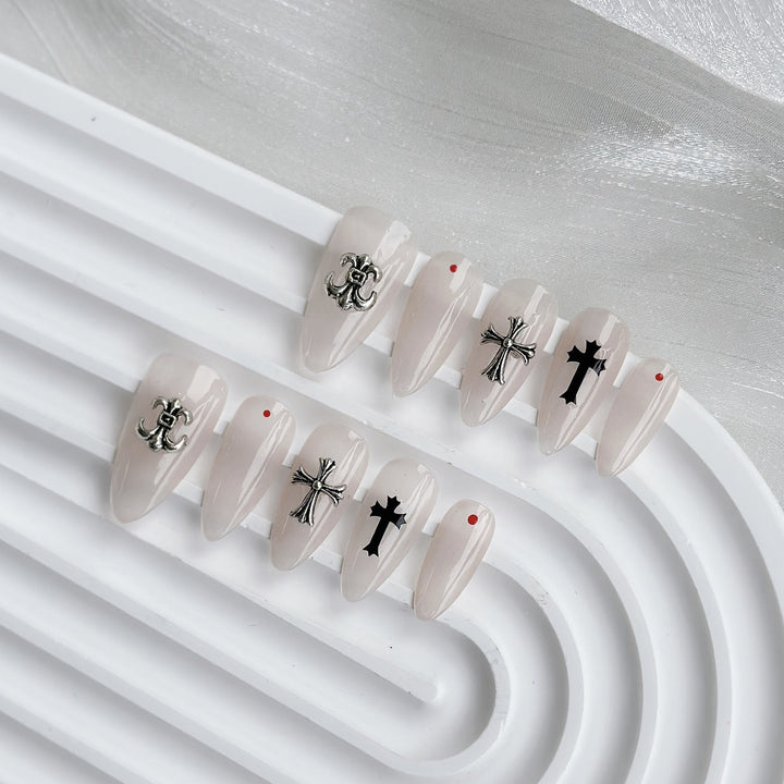 Artistic Themed Press-On Nails with Decorative Elements