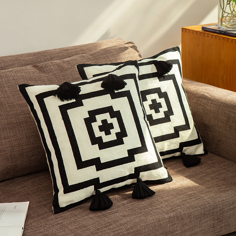 Decorative square decorative cushion with jacquard fabric and decorative tassels Kalsten