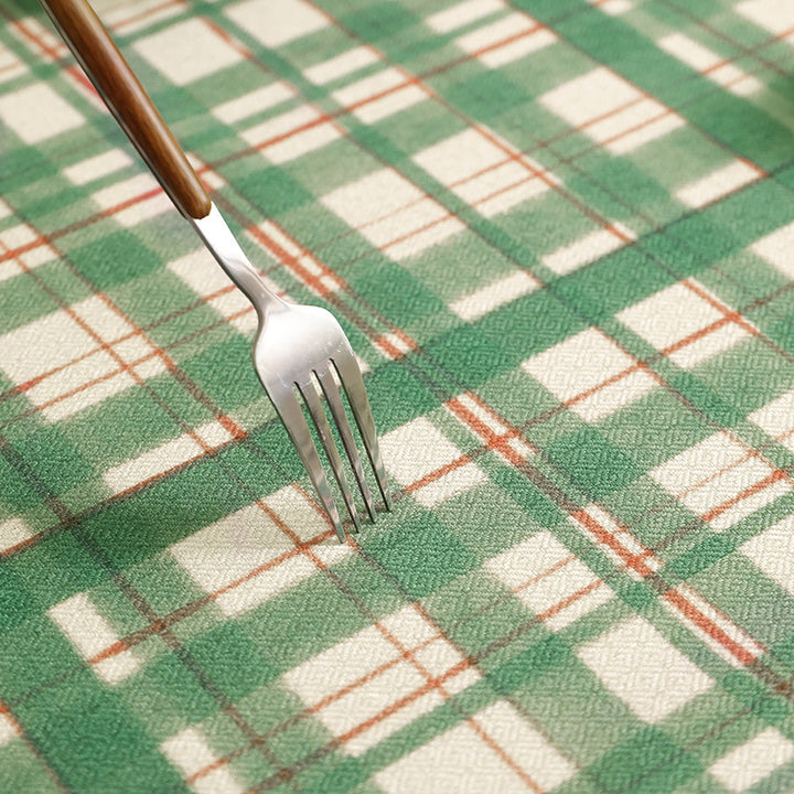Checked rectangular tablecloth made of cotton-linen with water-repellent coating Kalsten