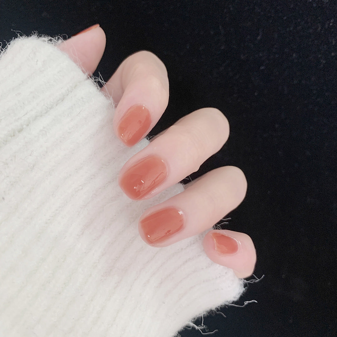 High-gloss nail polishes Kalsten