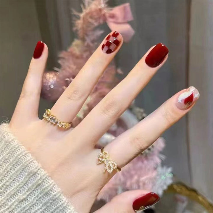 Stylish heart and ombre design artificial nails Kalsten