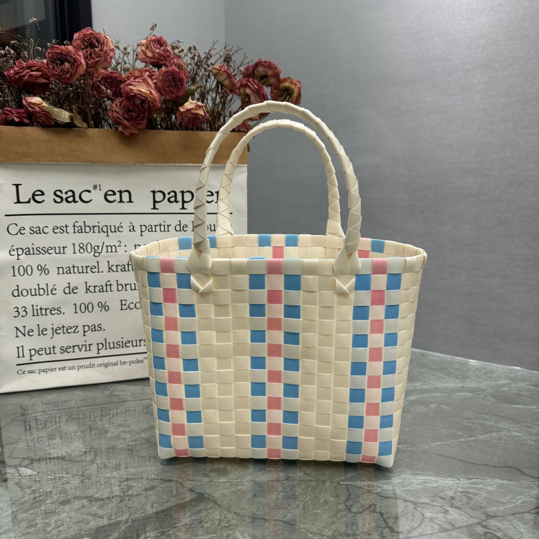 Charming and playful handbag Kalsten