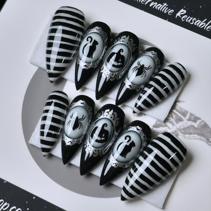 Artificial Nails in Creative Halloween Design Kalsten