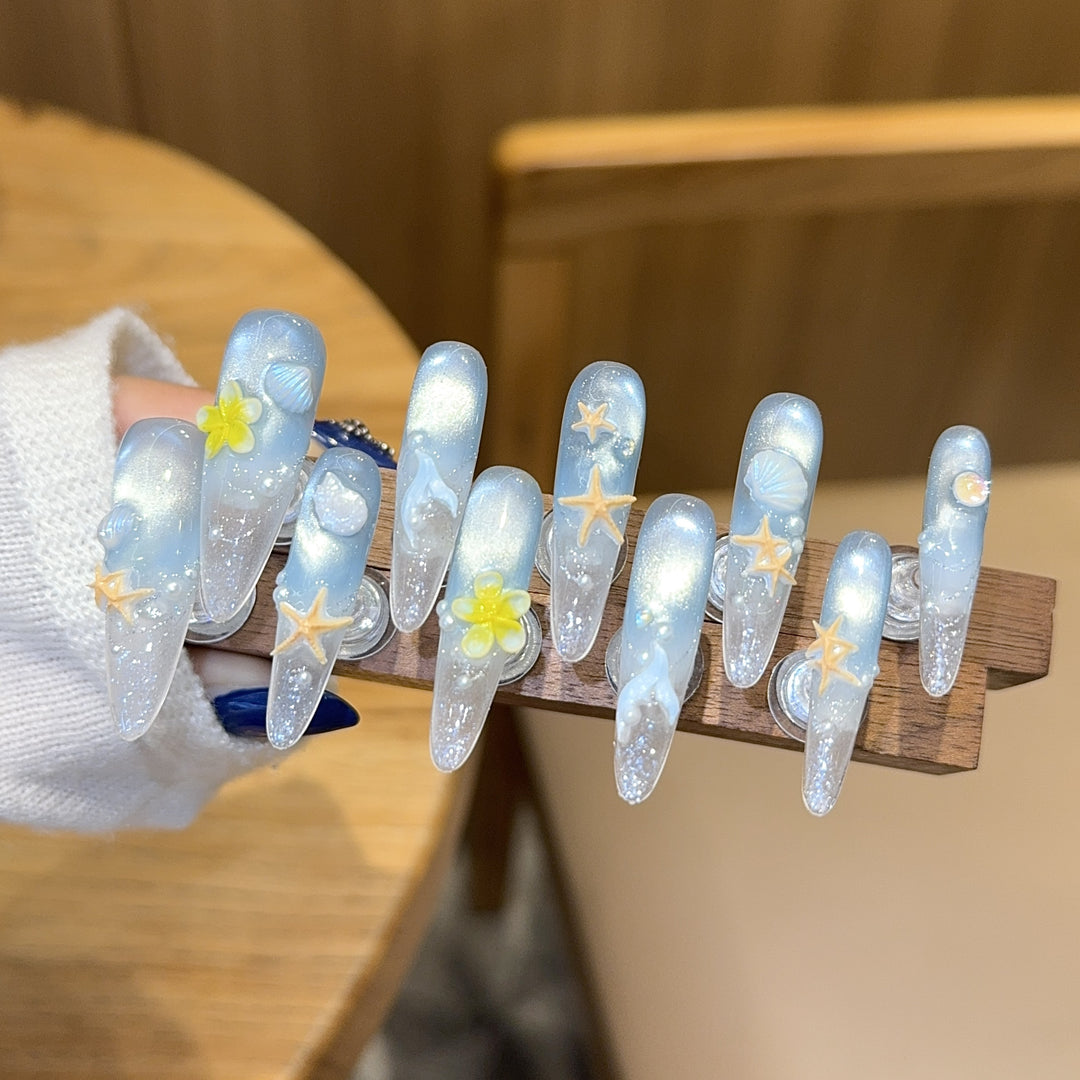 Creative Nail Tips with Maritime Motifs Kalsten