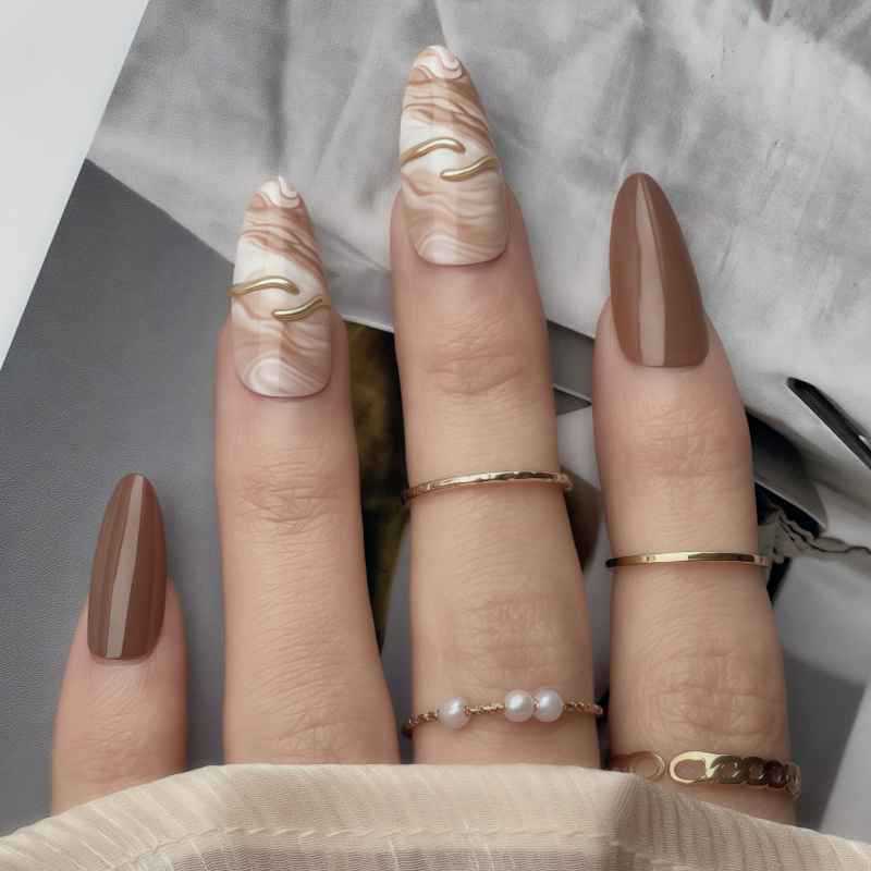 Elegant Ombre Press-On Nail Tips with Metallic Accents Kalsten