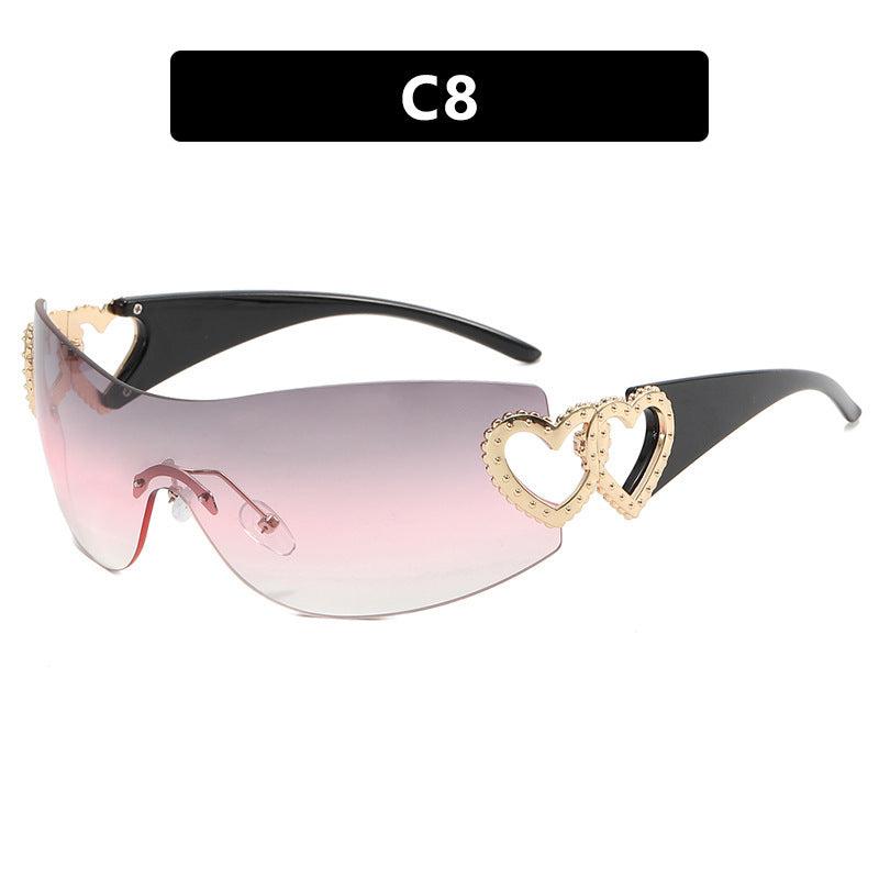 Ladies sporty sunglasses in trendy shield design with heart accents Kalsten